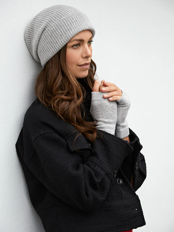 cashmere chunky wrist warmers - grey - Image 4