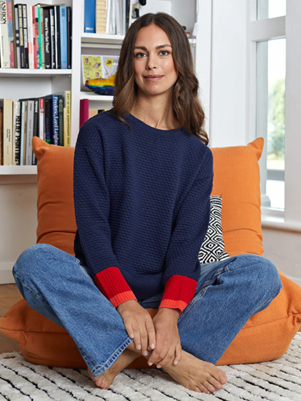 davina navy waffle stitch jumper - Image 2