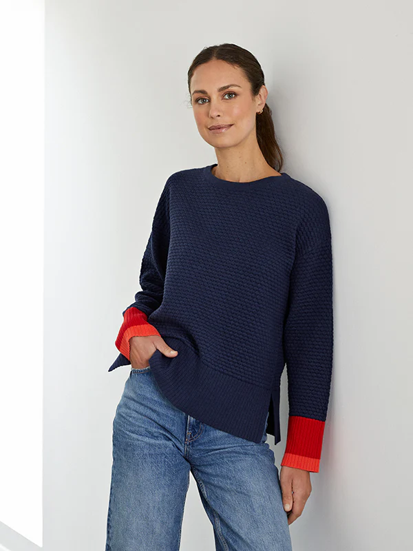 davina navy waffle stitch jumper - Image 4