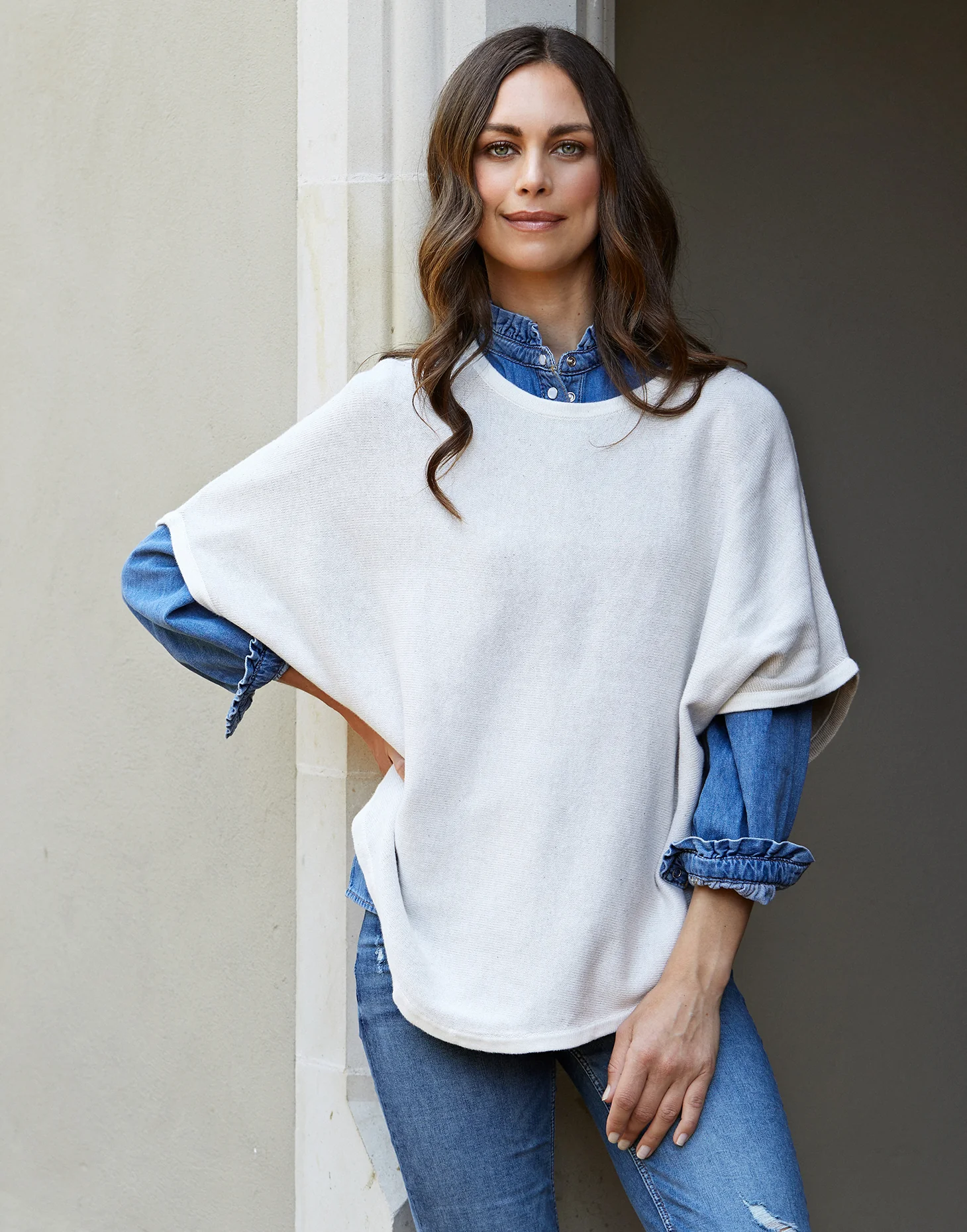 flora reversible poncho - cream - Image 3