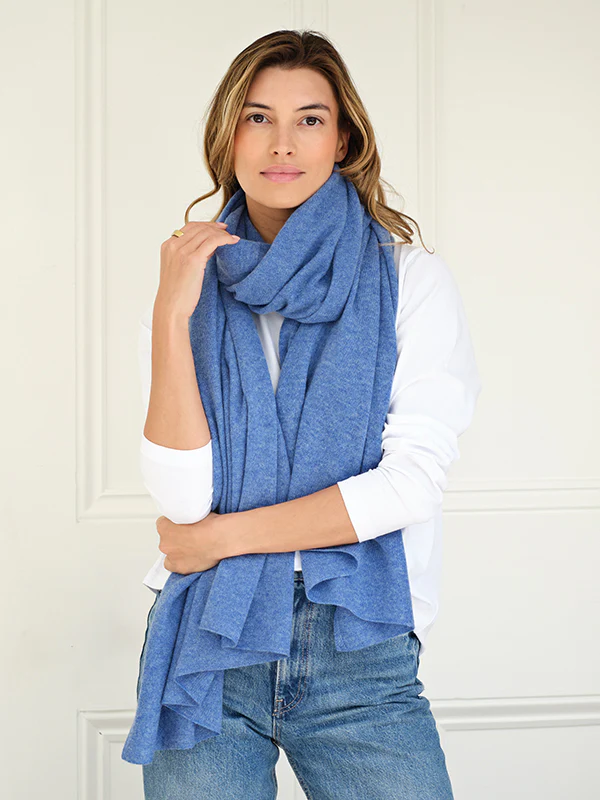 lola cashmere travel wrap - blue jean - Image 4