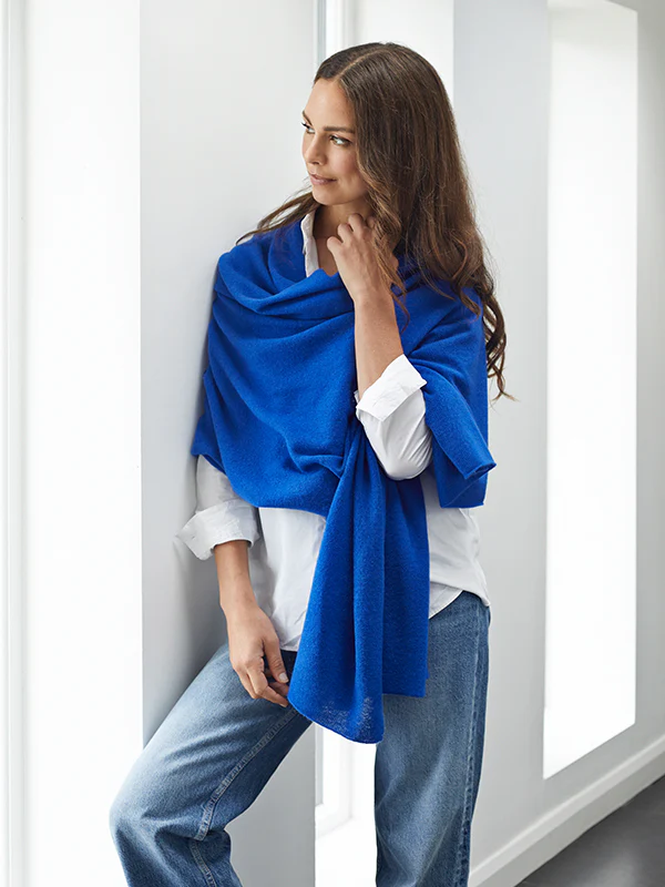 lola cashmere travel wrap - Image 7