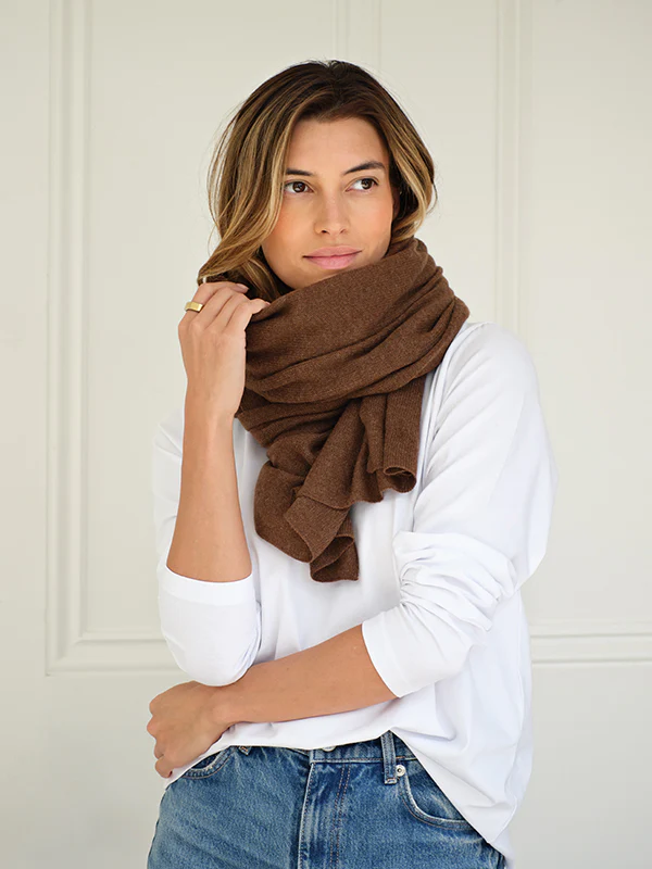 lola cashmere travel wrap - brown - Image 5