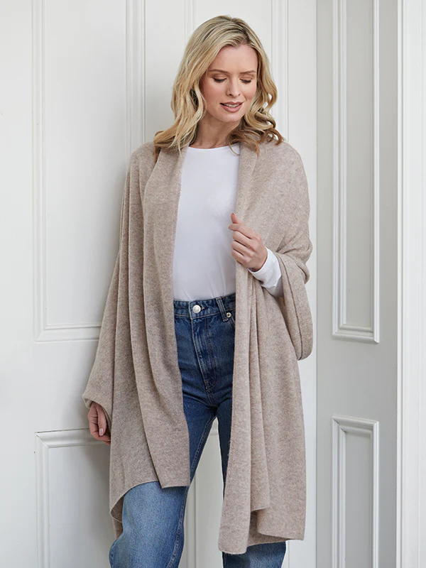 lola cashmere travel wrap - fawn - Image 5