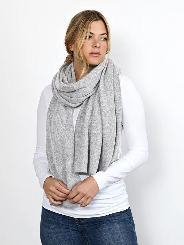 lola cashmere travel wrap - grey - Image 3